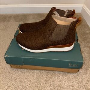b.o.c. Kara Brown Woo Slip-ons